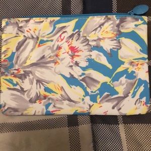 Ipsy cosmetic bag